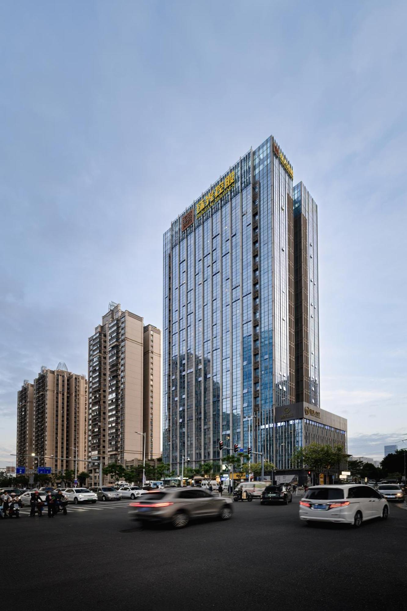 Livetour Hotel Zhujiang New Town Kanton Exterior foto